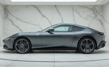 Ferrari Roma 5