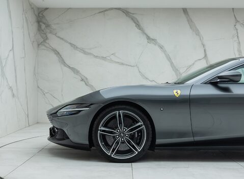 Ferrari Roma 35