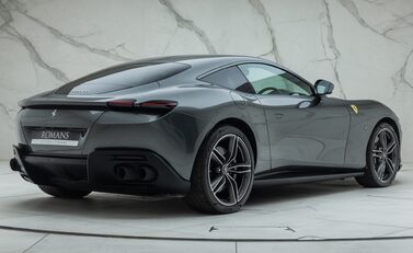 Ferrari Roma 6