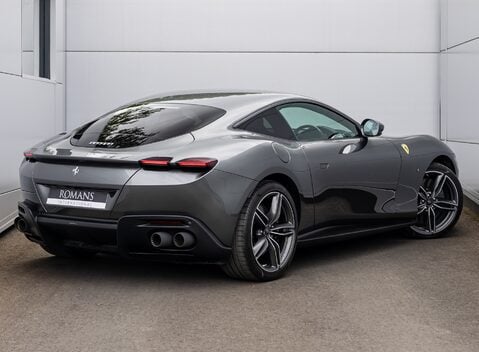 Ferrari Roma 4