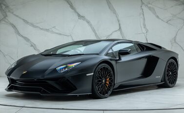 Lamborghini Aventador S LP 740-4 ROADSTER 5
