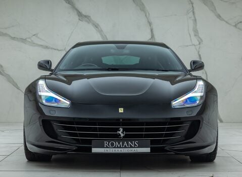 Ferrari GTC4 Lusso V12 7
