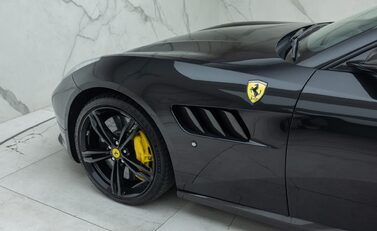Ferrari GTC4 Lusso V12 34