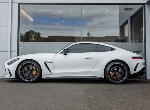 Mercedes-Benz Amg GT 63 Ultimate 3