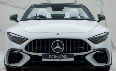 Mercedes-Benz SL 63 AMG PERFORMANCE 10