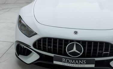Mercedes-Benz SL 63 AMG PERFORMANCE 30