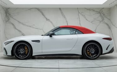 Mercedes-Benz SL 63 AMG PERFORMANCE 7