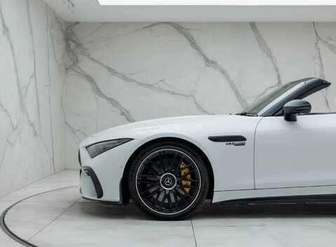 Mercedes-Benz SL 63 AMG PERFORMANCE 37
