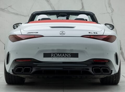 Mercedes-Benz SL 63 AMG PERFORMANCE 11