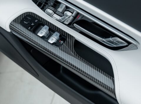 Mercedes-Benz SL 63 AMG PERFORMANCE 28