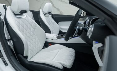 Mercedes-Benz SL 63 AMG PERFORMANCE 17