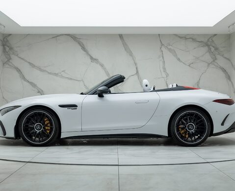 Mercedes-Benz SL 63 AMG PERFORMANCE 