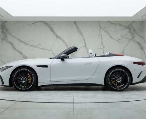 Mercedes-Benz SL 63 AMG PERFORMANCE