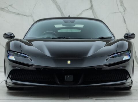 Ferrari SF90 Stradale 7