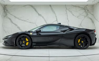 Ferrari SF90 Stradale 5