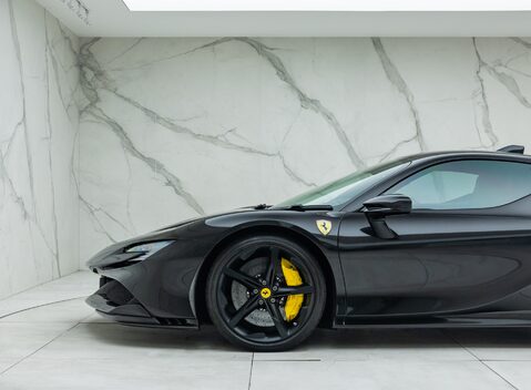 Ferrari SF90 Stradale 39