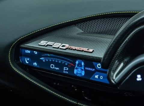 Ferrari SF90 Stradale 20