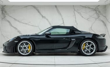 Porsche 718 SPYDER RS 7