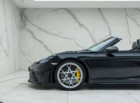 Porsche 718 SPYDER RS 45