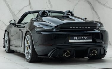Porsche 718 SPYDER RS 13