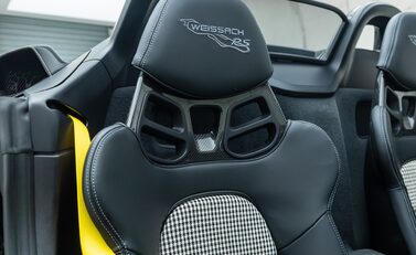 Porsche 718 SPYDER RS 18