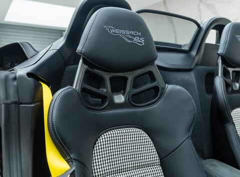Porsche 718 SPYDER RS 18