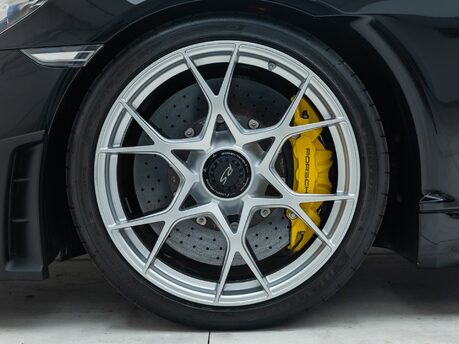 Porsche 718 SPYDER RS