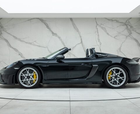 Porsche 718 SPYDER RS