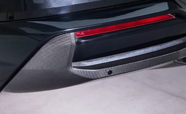 Lotus Eletre R 40