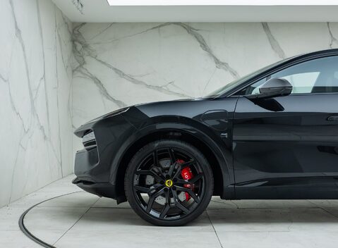 Lotus Eletre R 42