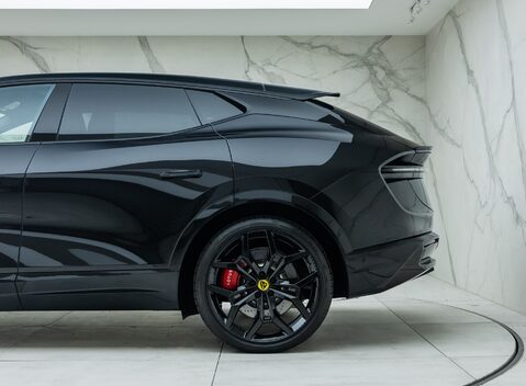 Lotus Eletre R 43