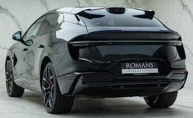 Lotus Eletre R 10