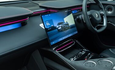 Lotus Eletre R 21