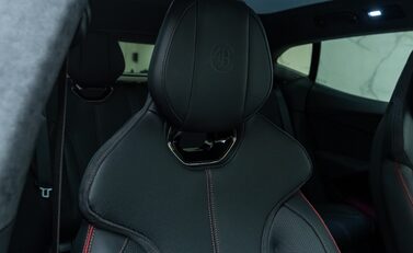 Lotus Eletre R 15