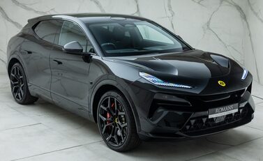 Lotus Eletre R 11