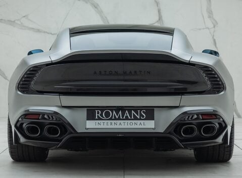 Aston Martin Vanquish V12 8