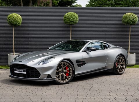 Aston Martin Vanquish V12 2