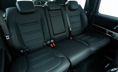 Mercedes-Benz G Class G400d AMG LINE PREMIUM PLUS 14
