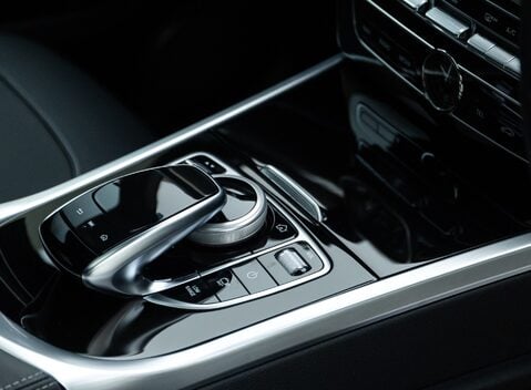 Mercedes-Benz G Class G400d AMG LINE PREMIUM PLUS 21