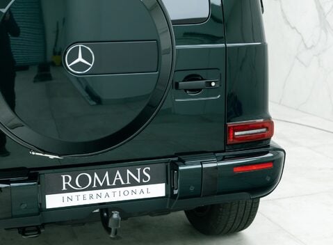 Mercedes-Benz G Class G400d AMG LINE PREMIUM PLUS 26