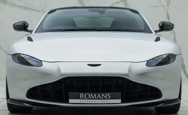 Aston Martin V8 Vantage 7