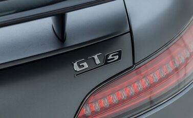 Mercedes-Benz Amg GT S PREMIUM 31