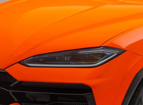 Lamborghini Urus SE 35