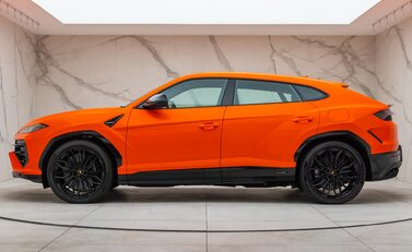 Lamborghini Urus SE 5