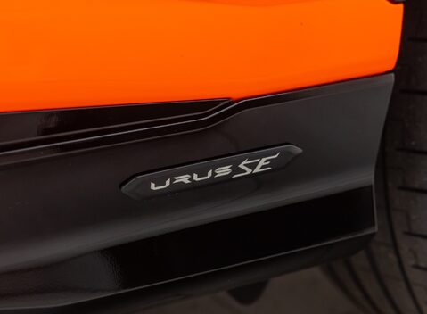 Lamborghini Urus SE 36