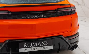 Lamborghini Urus SE 34