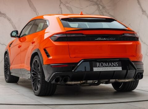 Lamborghini Urus SE 10