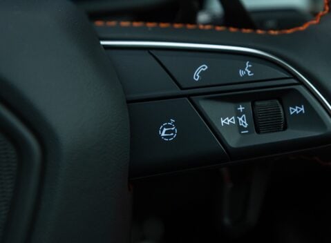 Lamborghini Urus SE 14