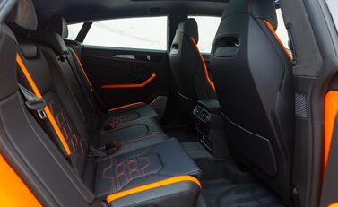 Lamborghini Urus SE 19