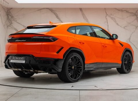 Lamborghini Urus SE 6